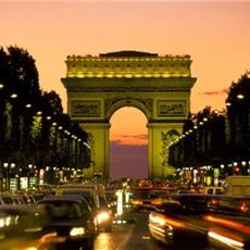 Париж (Франция) из Карловых Вар